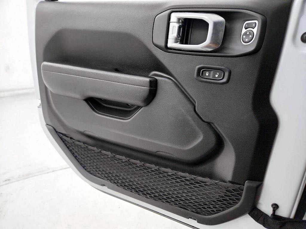 used 2022 Jeep Wrangler car, priced at $30,998