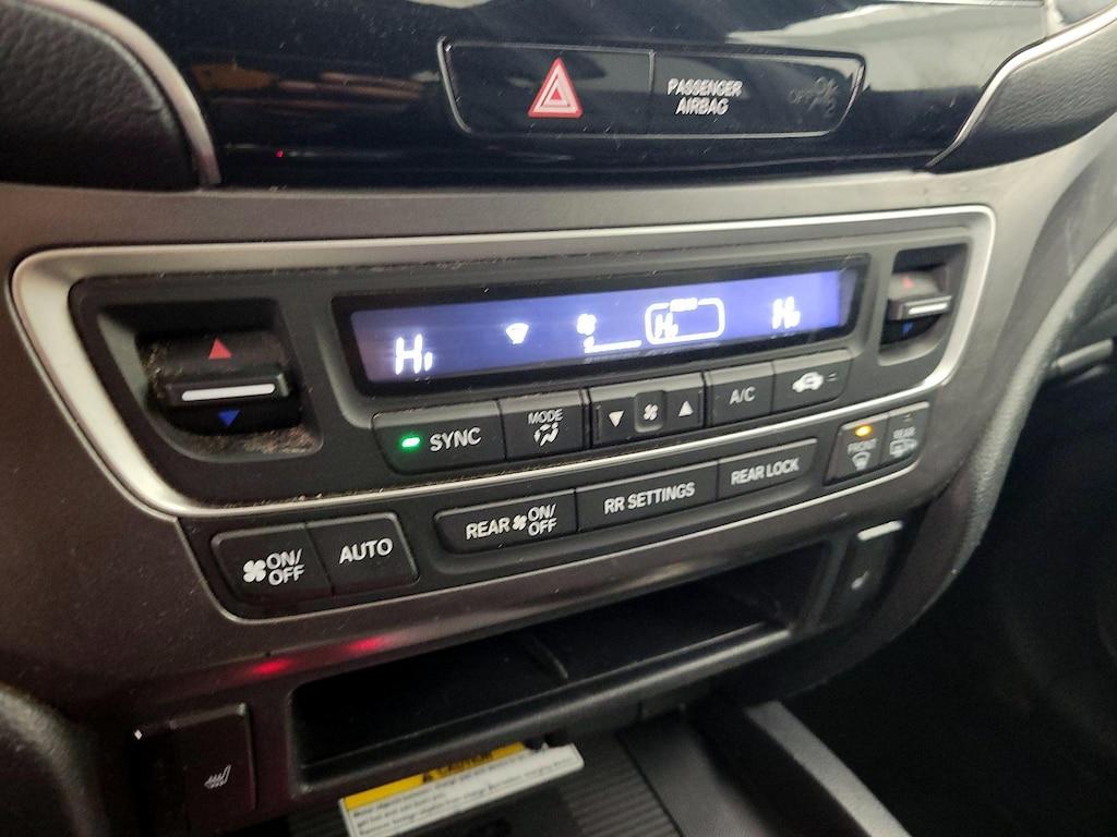 used 2022 Honda Pilot car, priced at $31,998