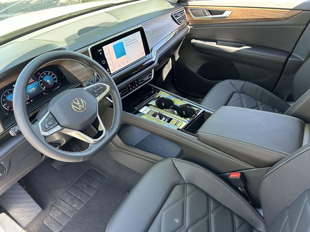 new 2026 Volkswagen Atlas car, priced at $42,455