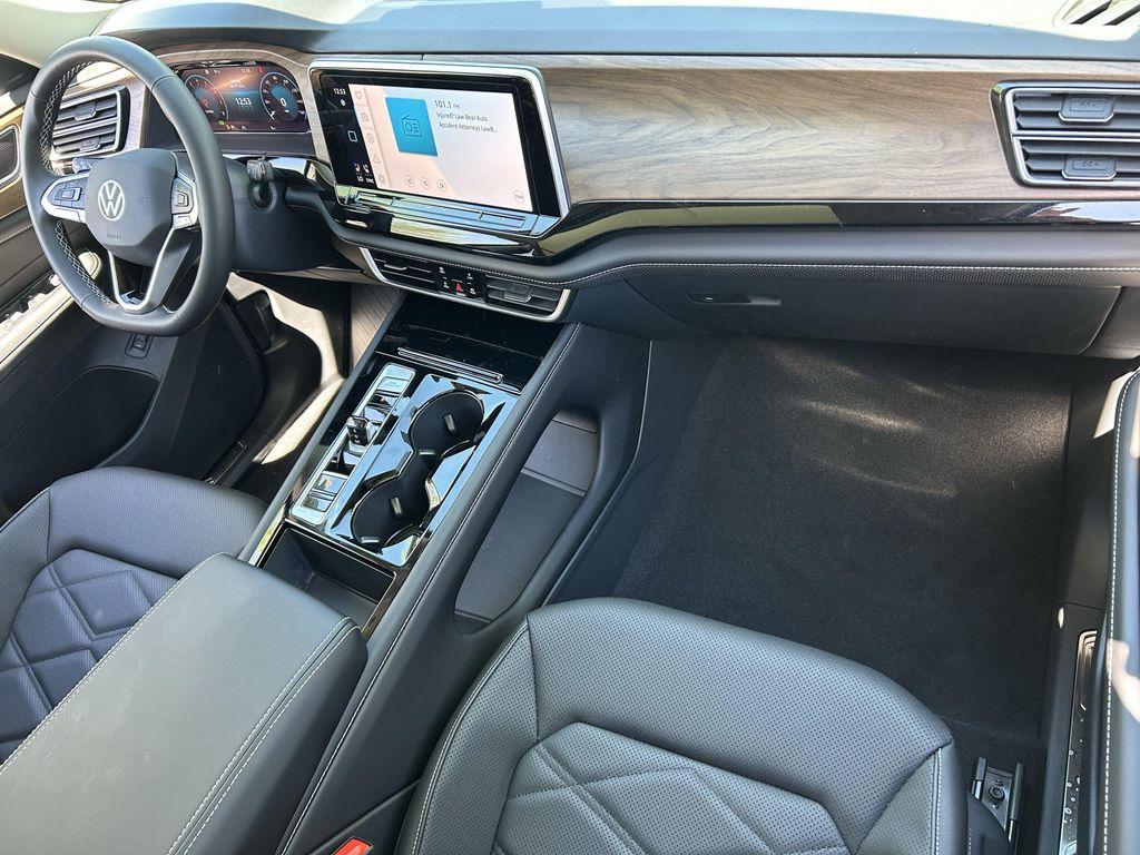 new 2026 Volkswagen Atlas car, priced at $42,455