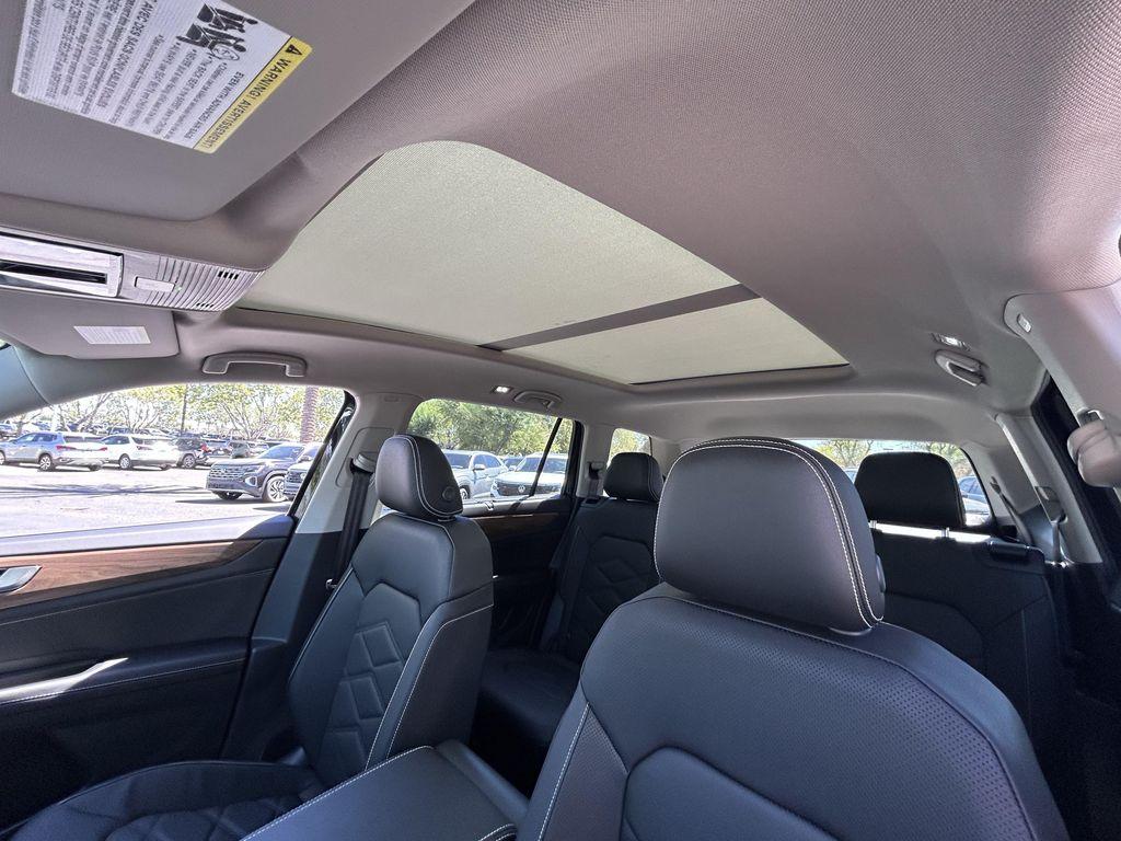new 2026 Volkswagen Atlas car, priced at $42,455