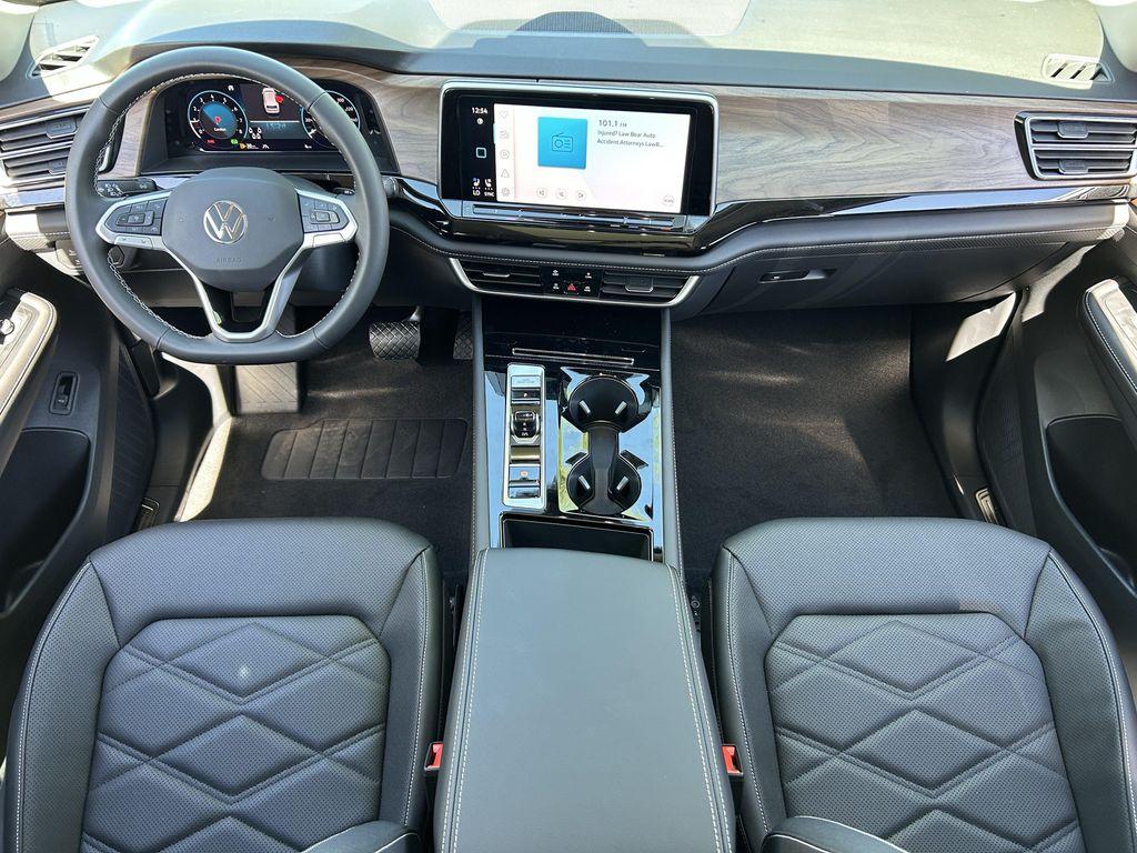 new 2026 Volkswagen Atlas car, priced at $42,455