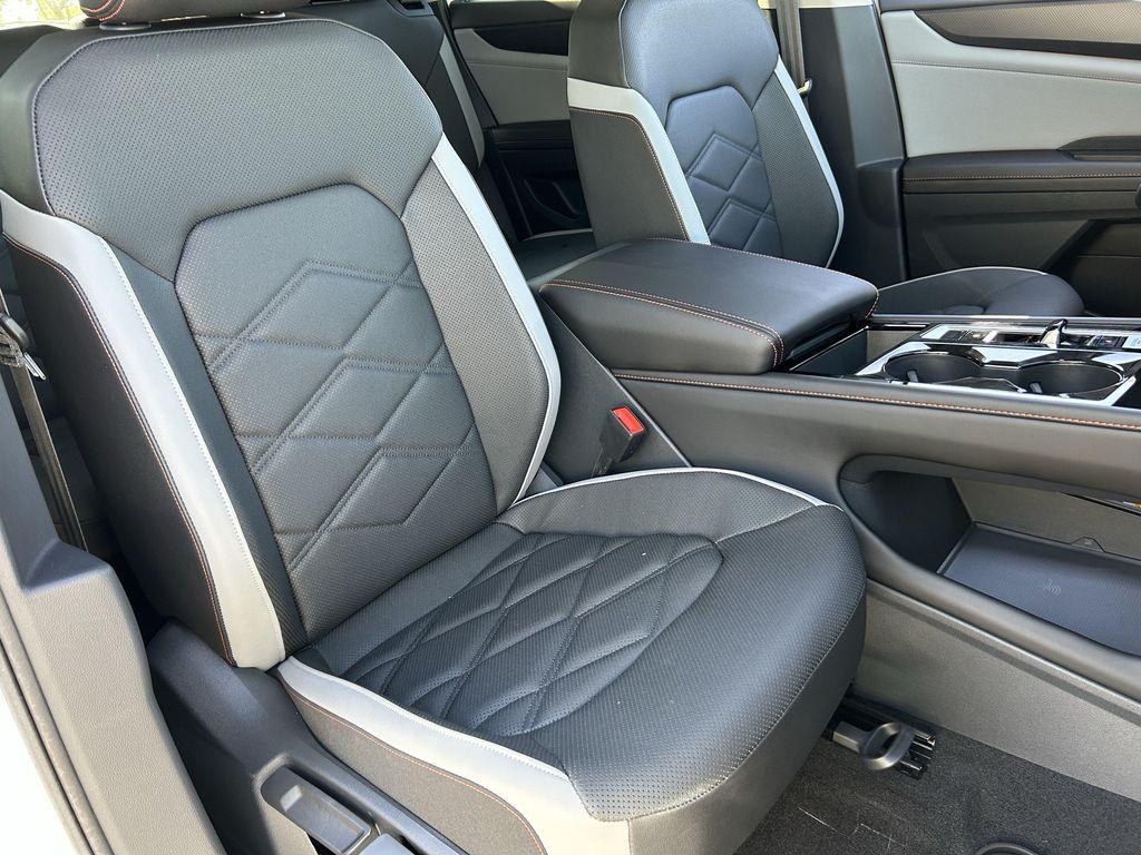 new 2026 Volkswagen Atlas car, priced at $46,532