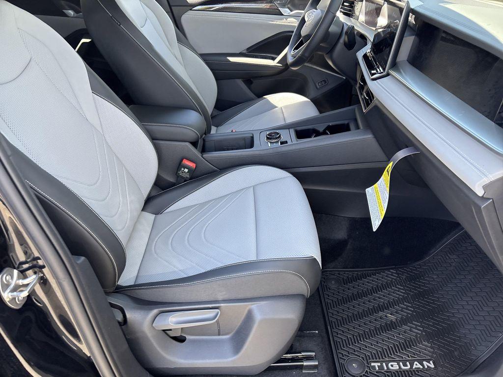 new 2026 Volkswagen Tiguan car, priced at $36,136