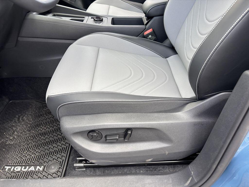 new 2026 Volkswagen Tiguan car, priced at $36,934