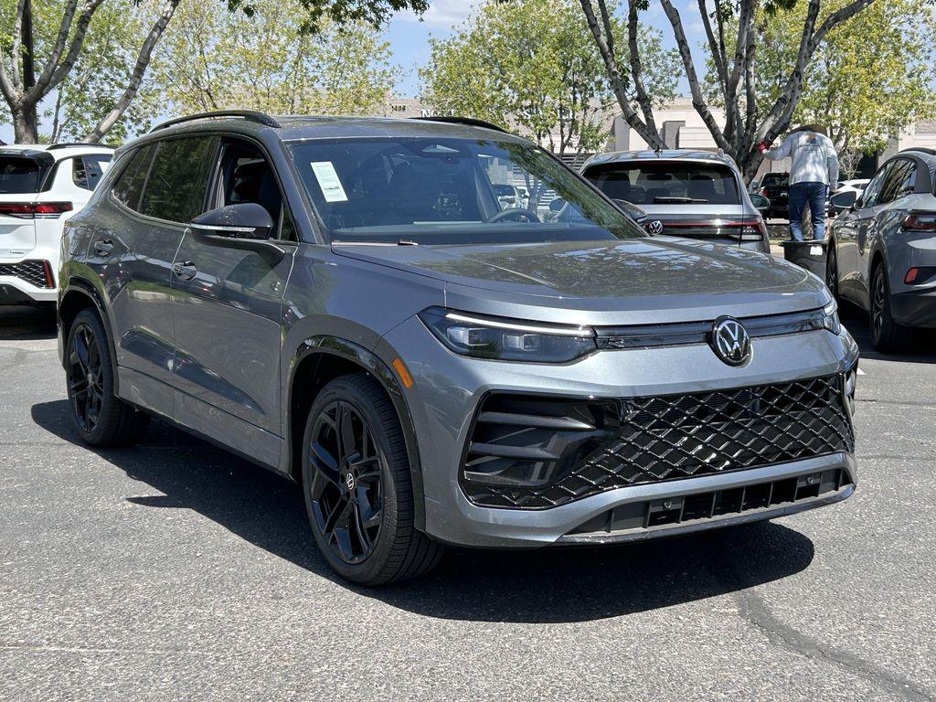 new 2026 Volkswagen Tiguan car, priced at $36,136