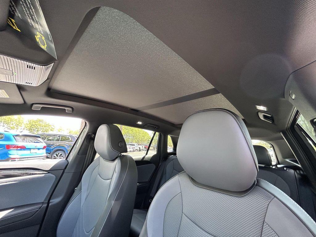 new 2026 Volkswagen Tiguan car, priced at $36,136