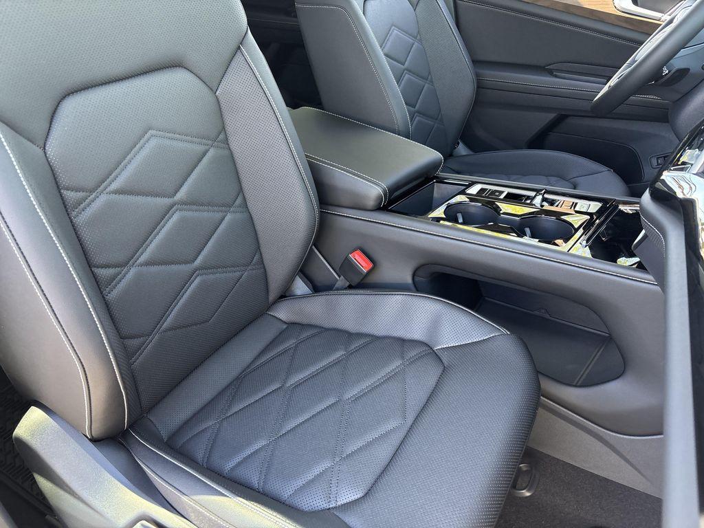 new 2026 Volkswagen Atlas car, priced at $42,290