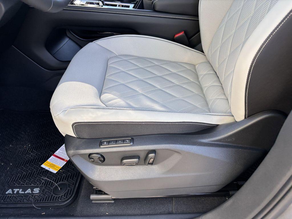 new 2026 Volkswagen Atlas Cross Sport car, priced at $50,765