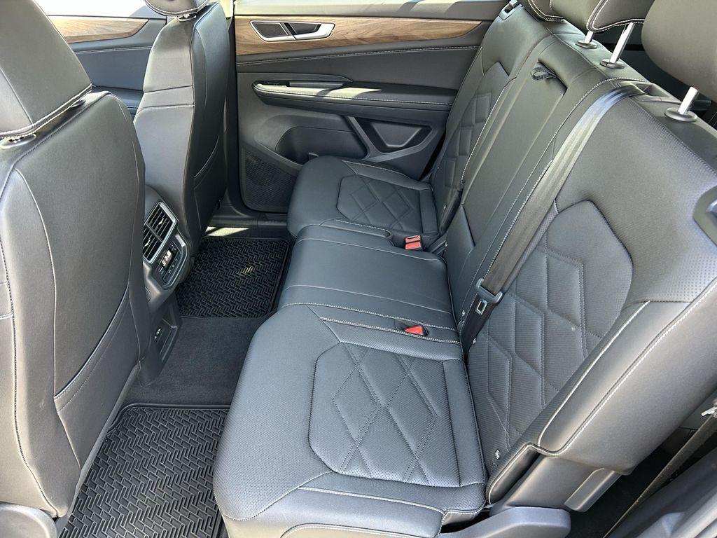 new 2026 Volkswagen Atlas car, priced at $36,269