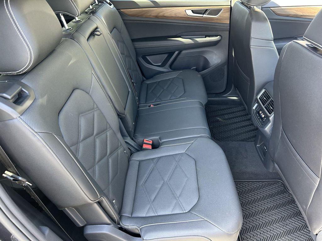new 2026 Volkswagen Atlas car, priced at $36,269