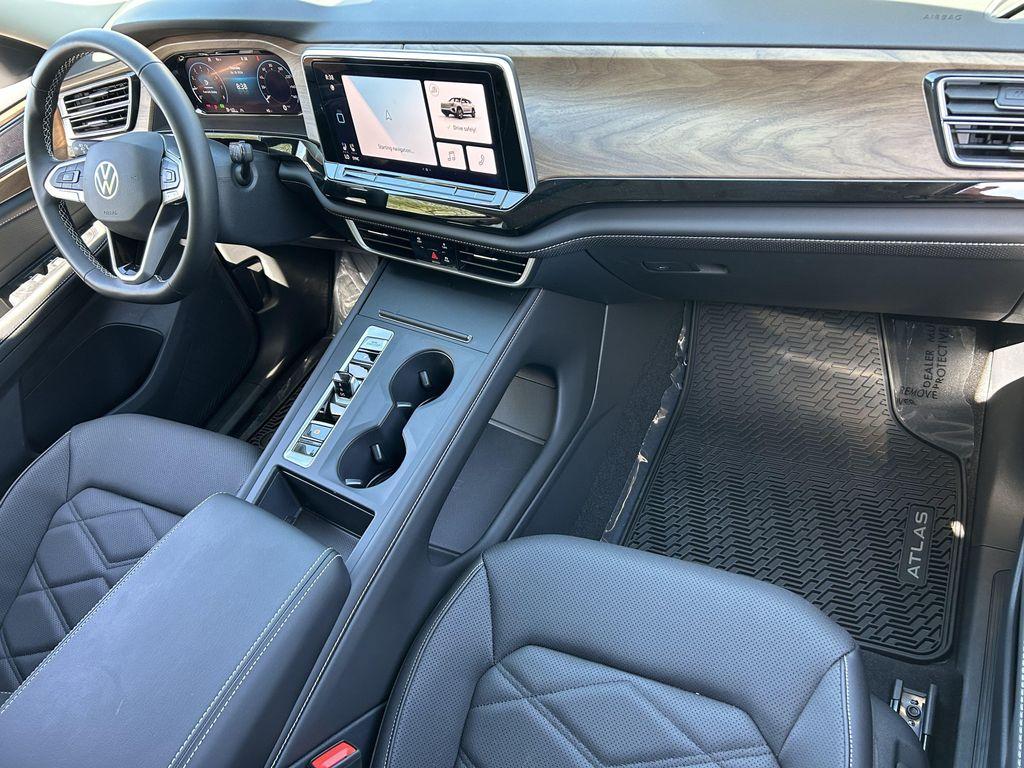 new 2026 Volkswagen Atlas car, priced at $36,269