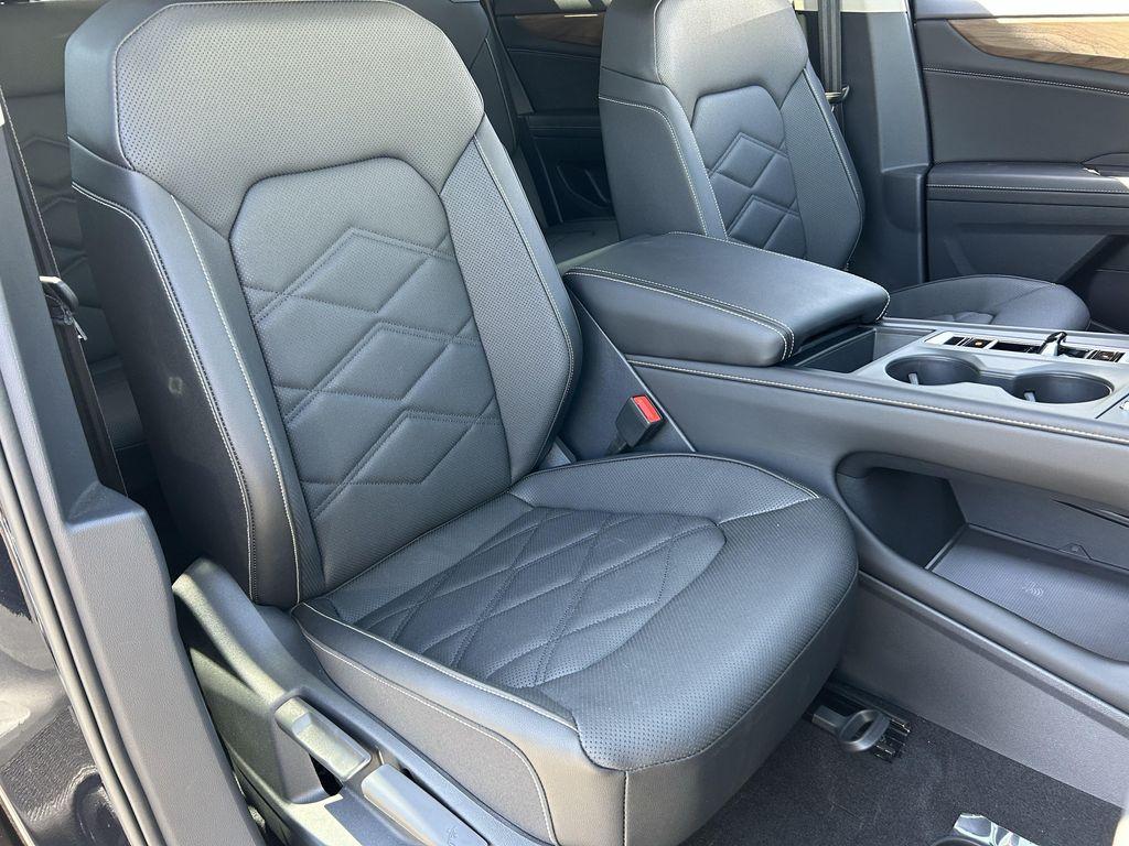 new 2026 Volkswagen Atlas car, priced at $36,269