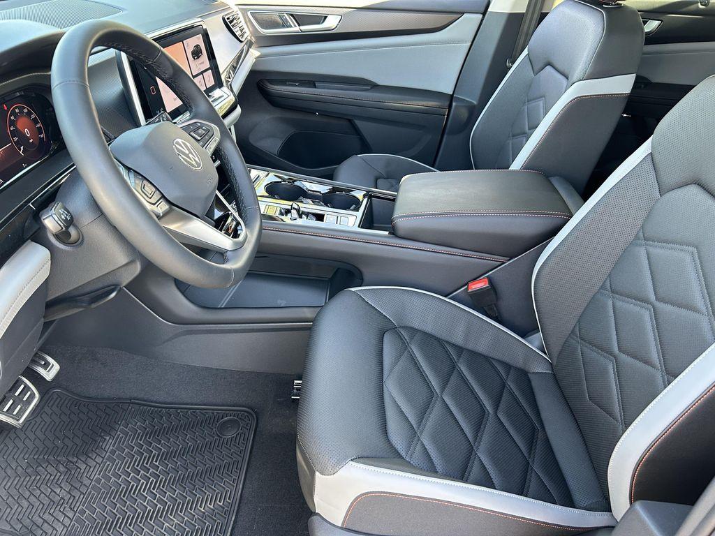 new 2026 Volkswagen Atlas car, priced at $45,837