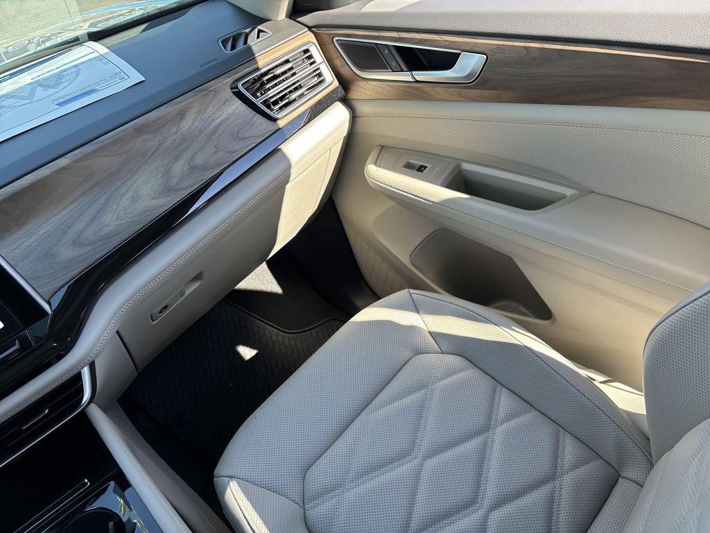 new 2026 Volkswagen Atlas car, priced at $42,786