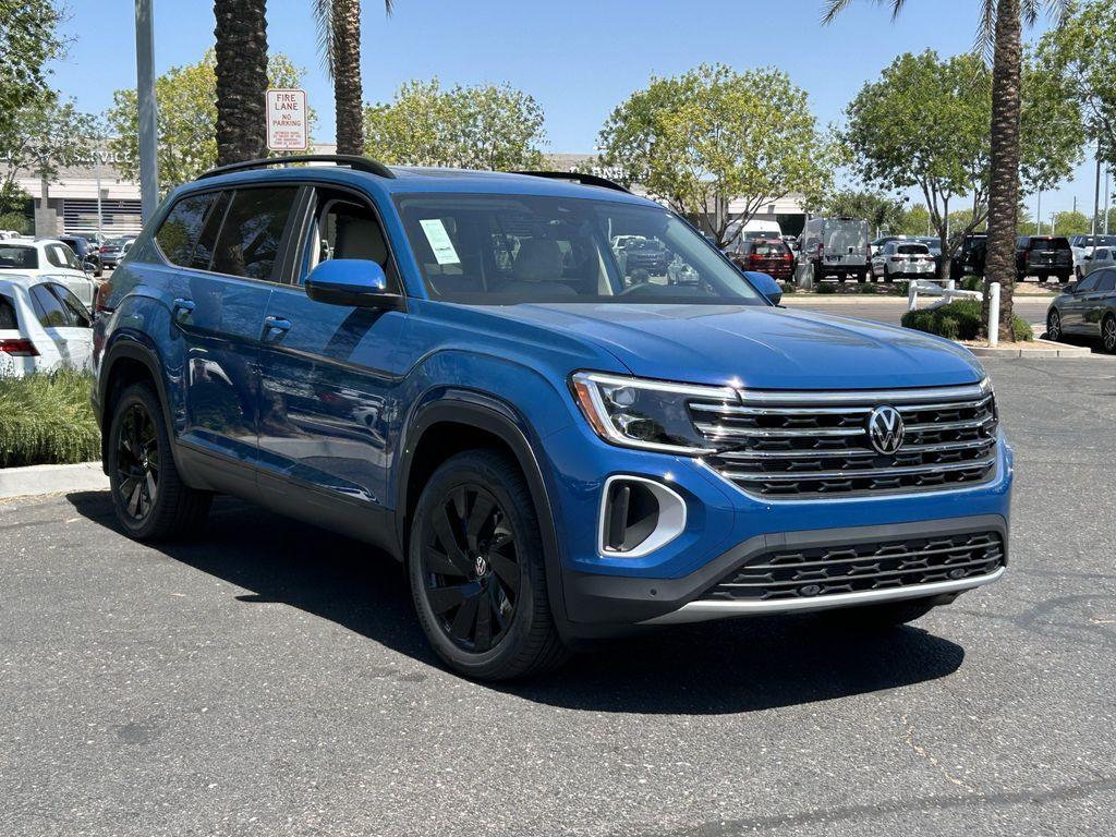 new 2026 Volkswagen Atlas car, priced at $43,418