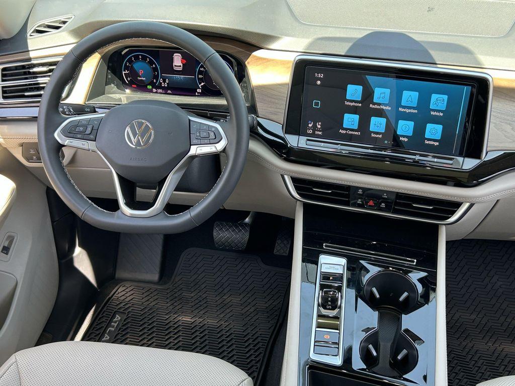 new 2026 Volkswagen Atlas car, priced at $43,418