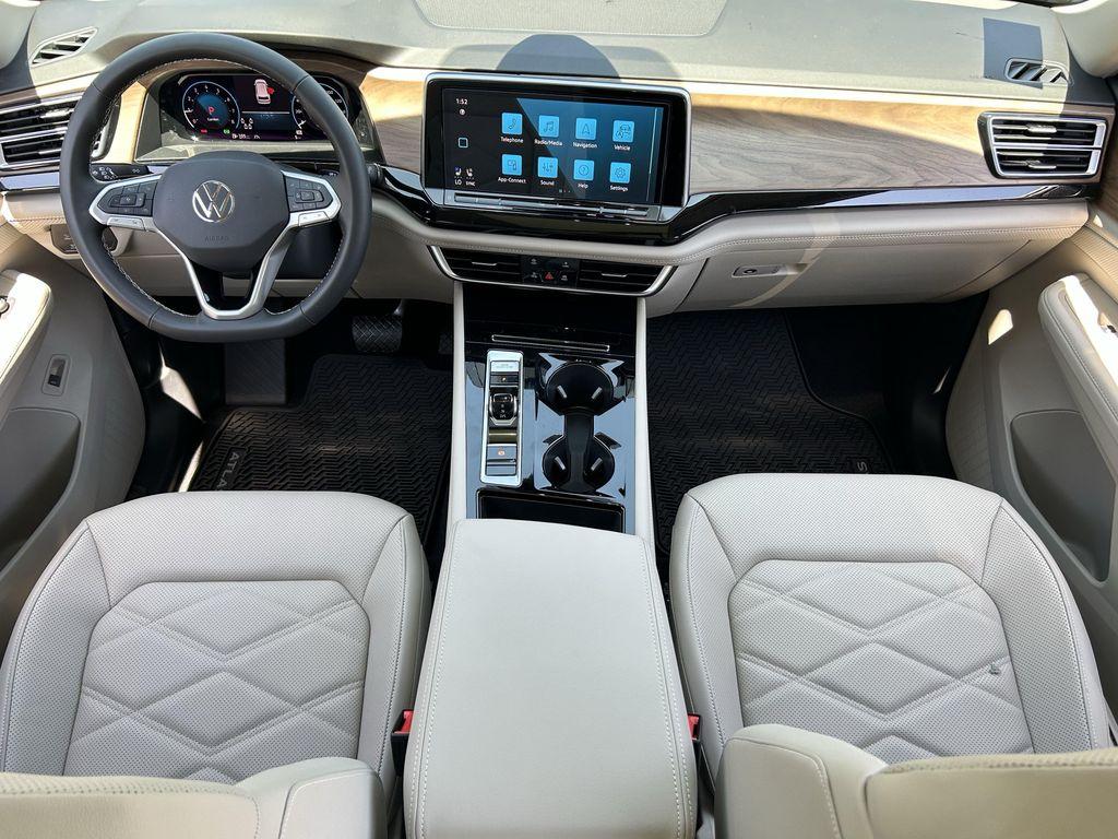 new 2026 Volkswagen Atlas car, priced at $43,168