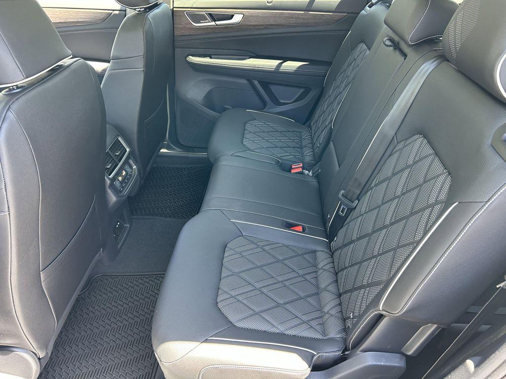 new 2026 Volkswagen Atlas car, priced at $52,358