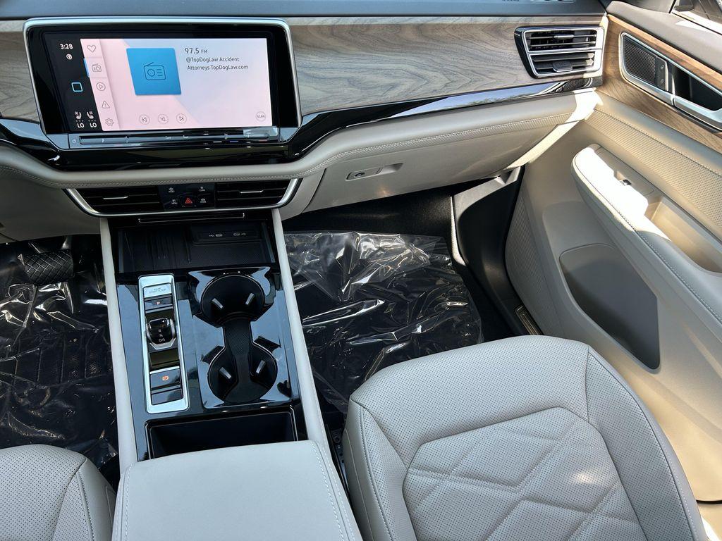 new 2026 Volkswagen Atlas car, priced at $41,714