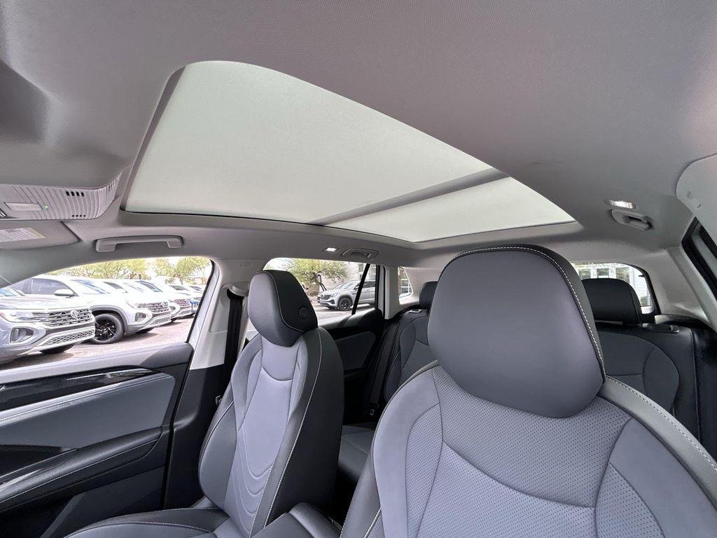 new 2026 Volkswagen Tiguan car, priced at $33,826