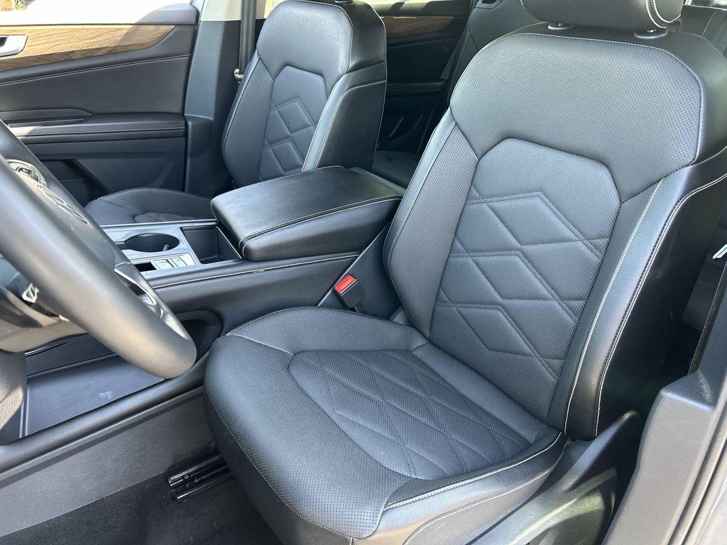 used 2024 Volkswagen Atlas car, priced at $28,573