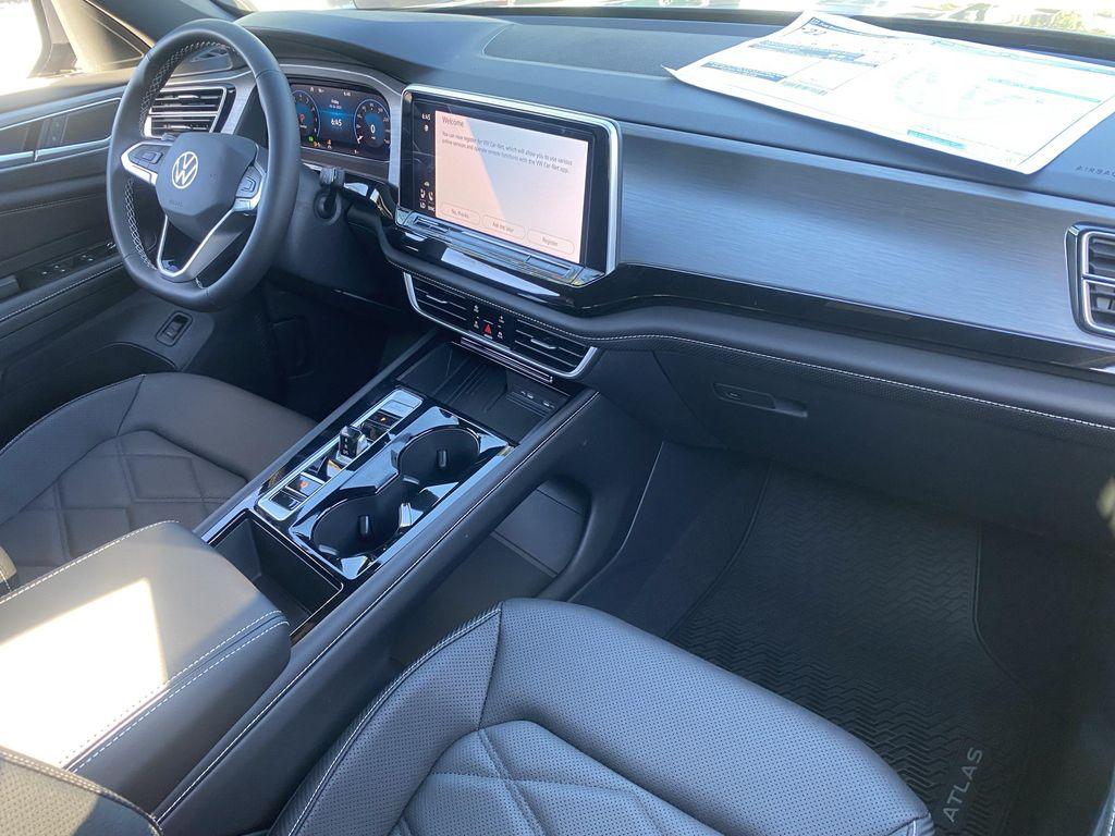 new 2026 Volkswagen Atlas Cross Sport car, priced at $41,943