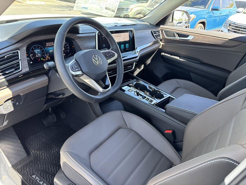 new 2026 Volkswagen Atlas car, priced at $48,111