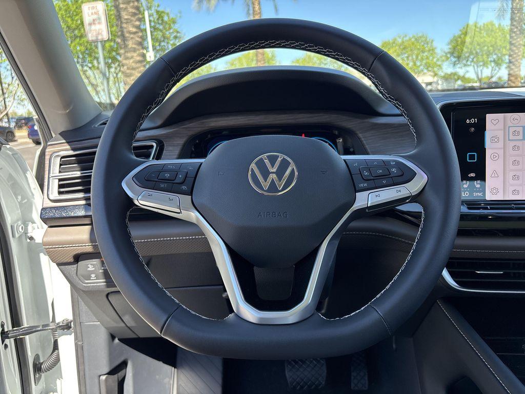 new 2026 Volkswagen Atlas car, priced at $48,111
