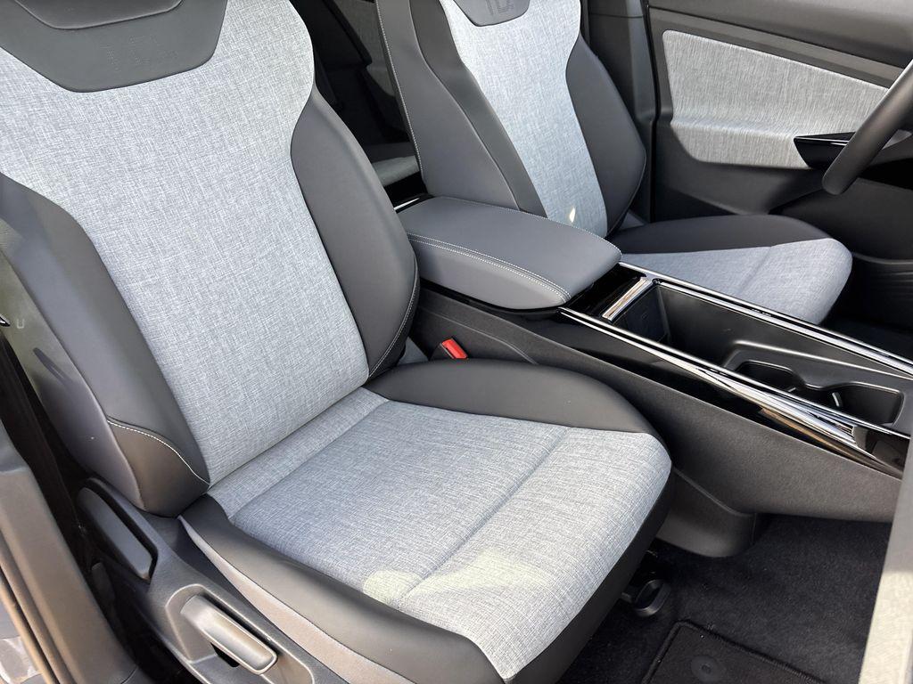 new 2026 Volkswagen ID.4 car, priced at $38,669