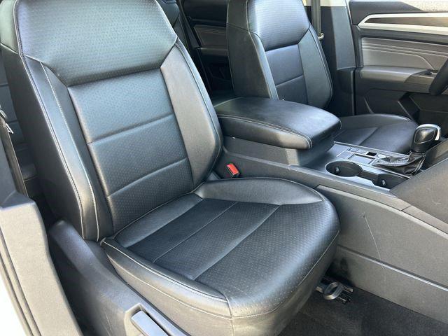 used 2022 Volkswagen Atlas car, priced at $20,093