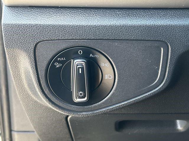 used 2022 Volkswagen Atlas car, priced at $20,093
