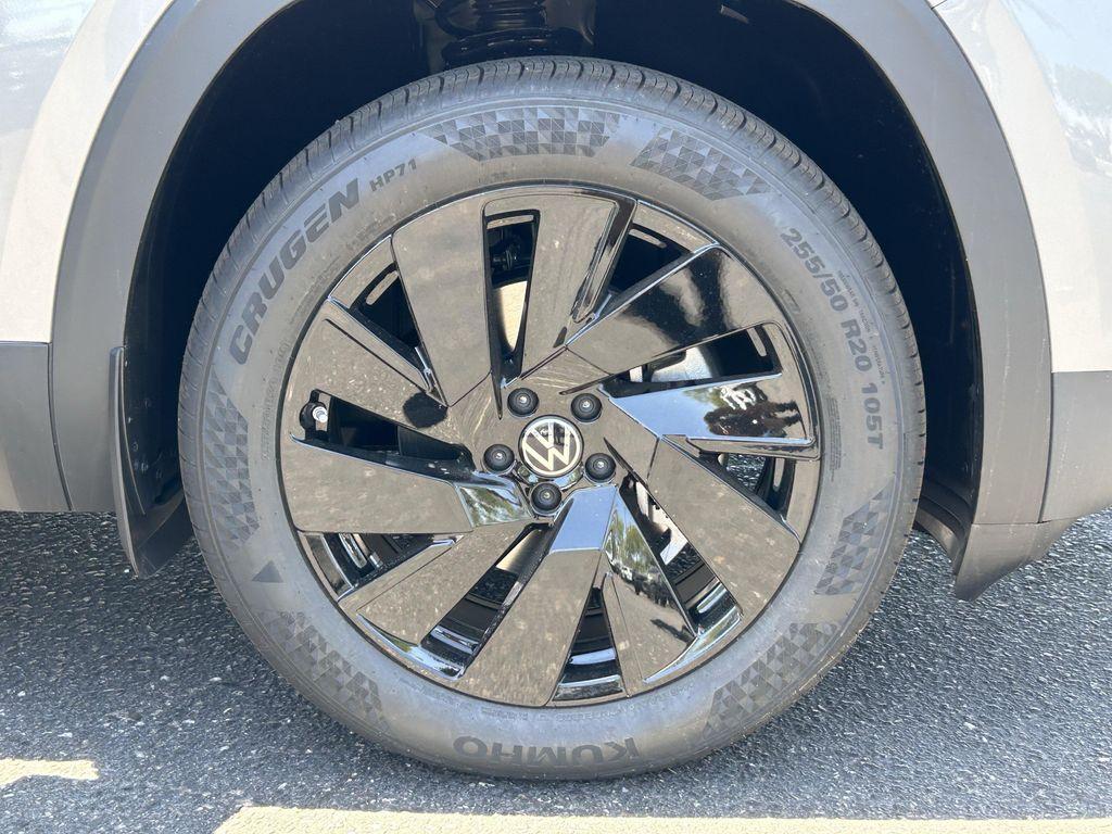 new 2026 Volkswagen Atlas car, priced at $44,029