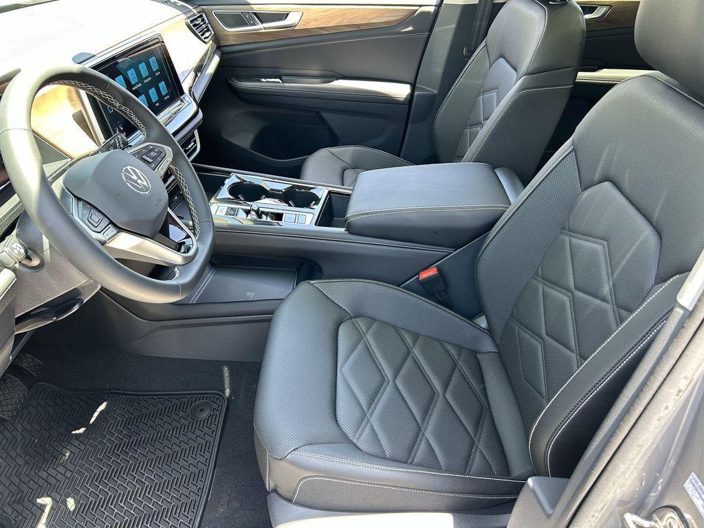 new 2026 Volkswagen Atlas car, priced at $44,029