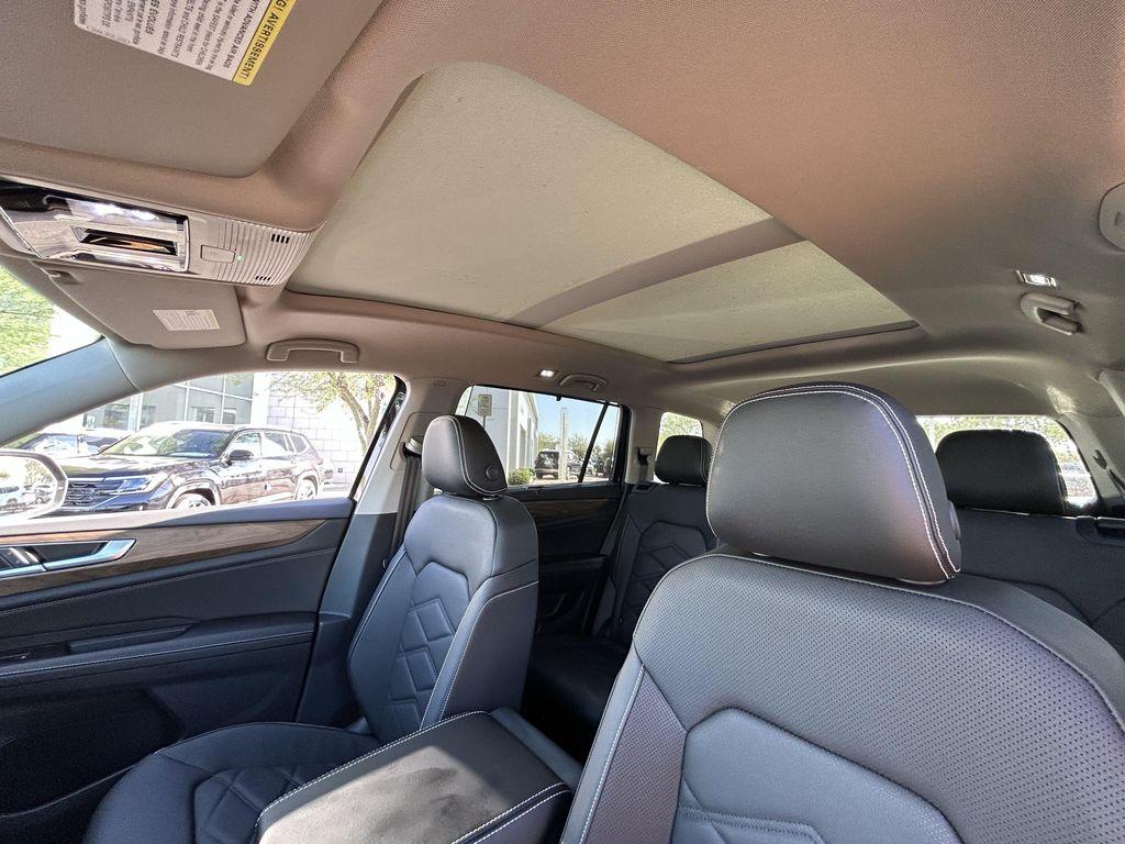 new 2026 Volkswagen Atlas car, priced at $43,434