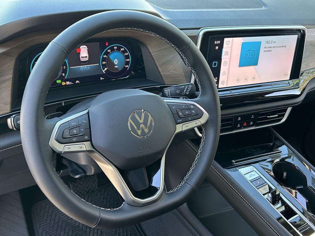 new 2026 Volkswagen Atlas car, priced at $43,434