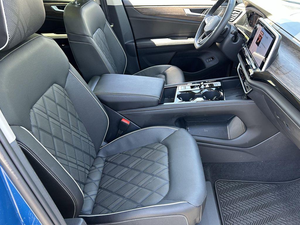 used 2026 Volkswagen Atlas car, priced at $44,588
