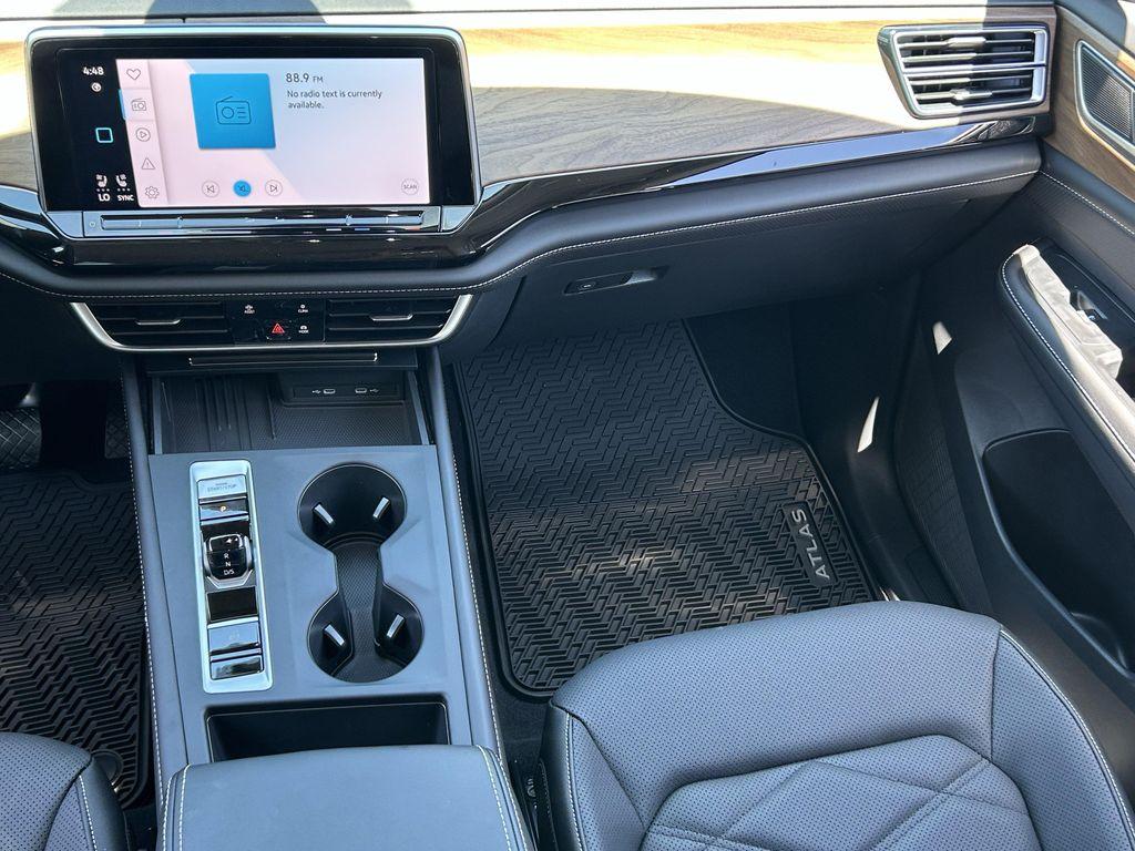 new 2026 Volkswagen Atlas car, priced at $36,724