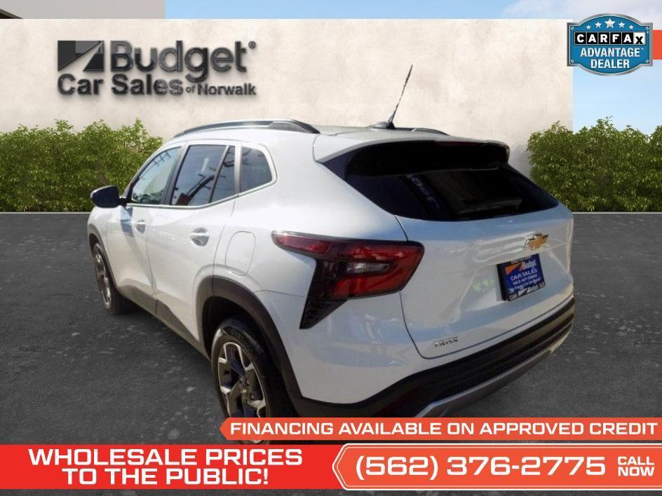 used 2025 Chevrolet Trax car, priced at $24,999