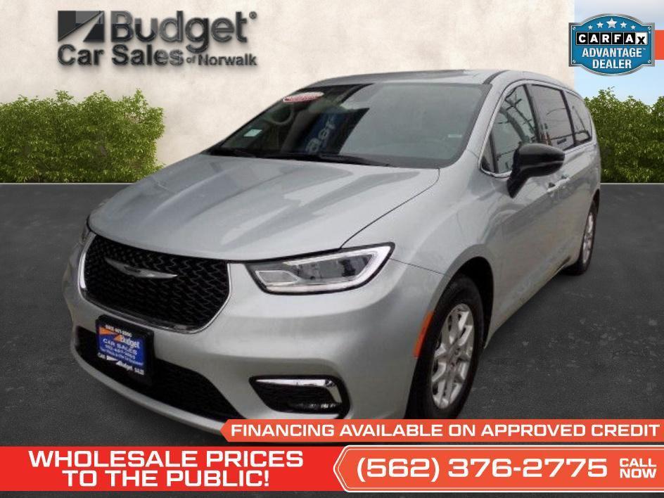 used 2024 Chrysler Pacifica car, priced at $28,999