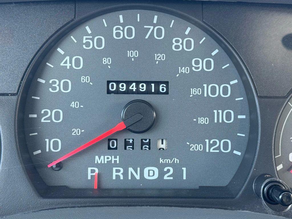 used 2004 Mercury Grand Marquis car, priced at $6,995