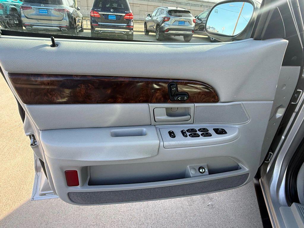 used 2004 Mercury Grand Marquis car, priced at $6,995