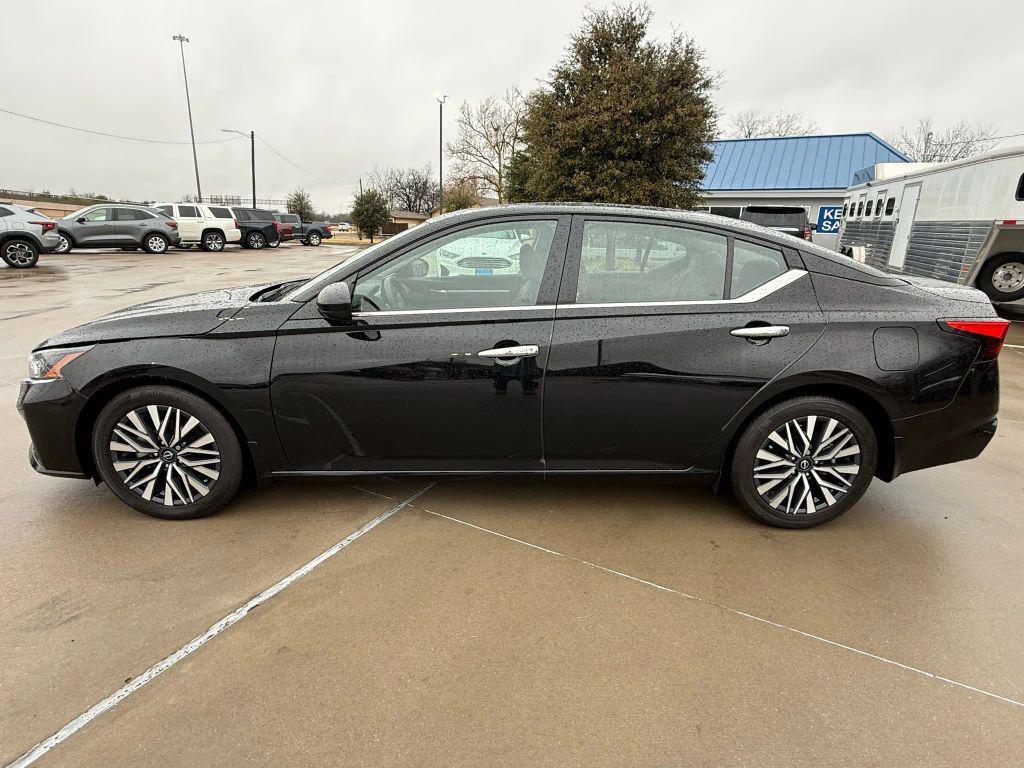 used 2023 Nissan Altima car, priced at $23,899