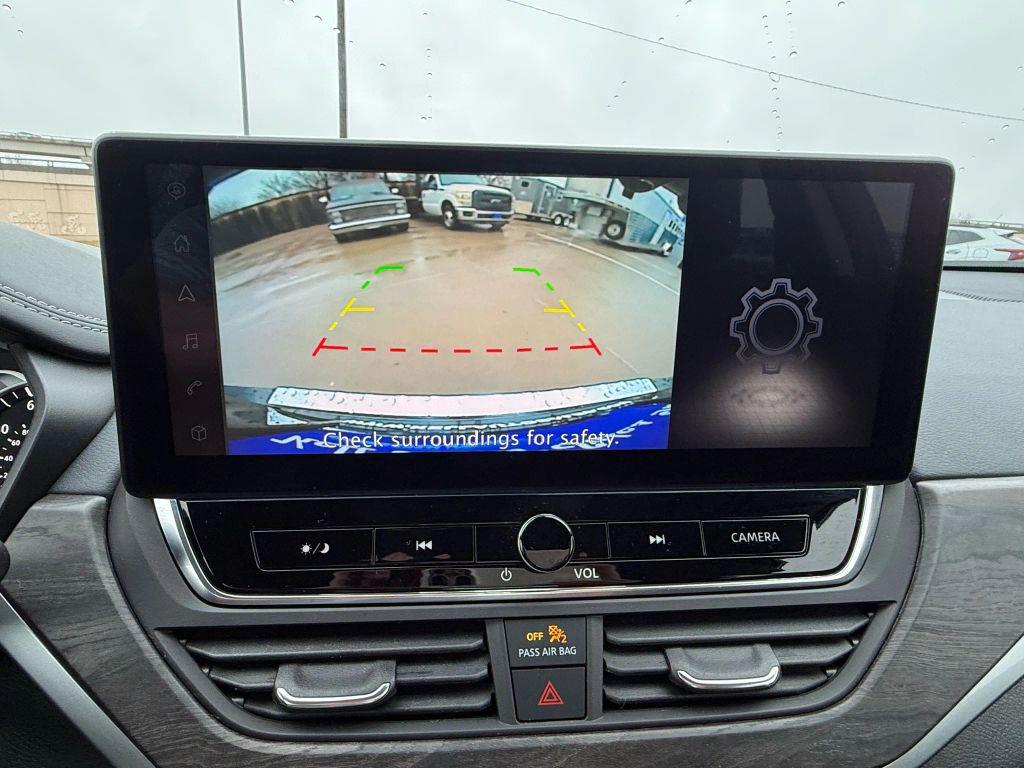 used 2023 Nissan Altima car, priced at $23,899