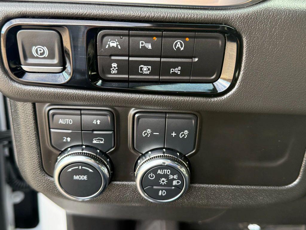 used 2025 GMC Yukon XL car, priced at $77,988