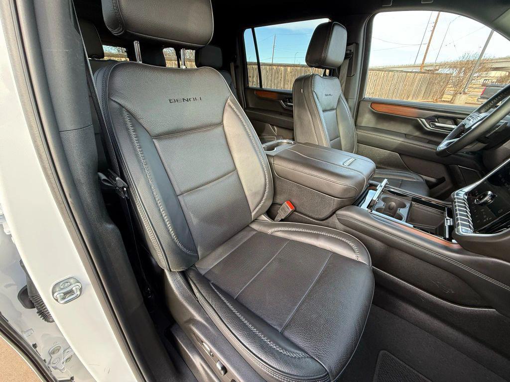 used 2025 GMC Yukon XL car, priced at $77,988