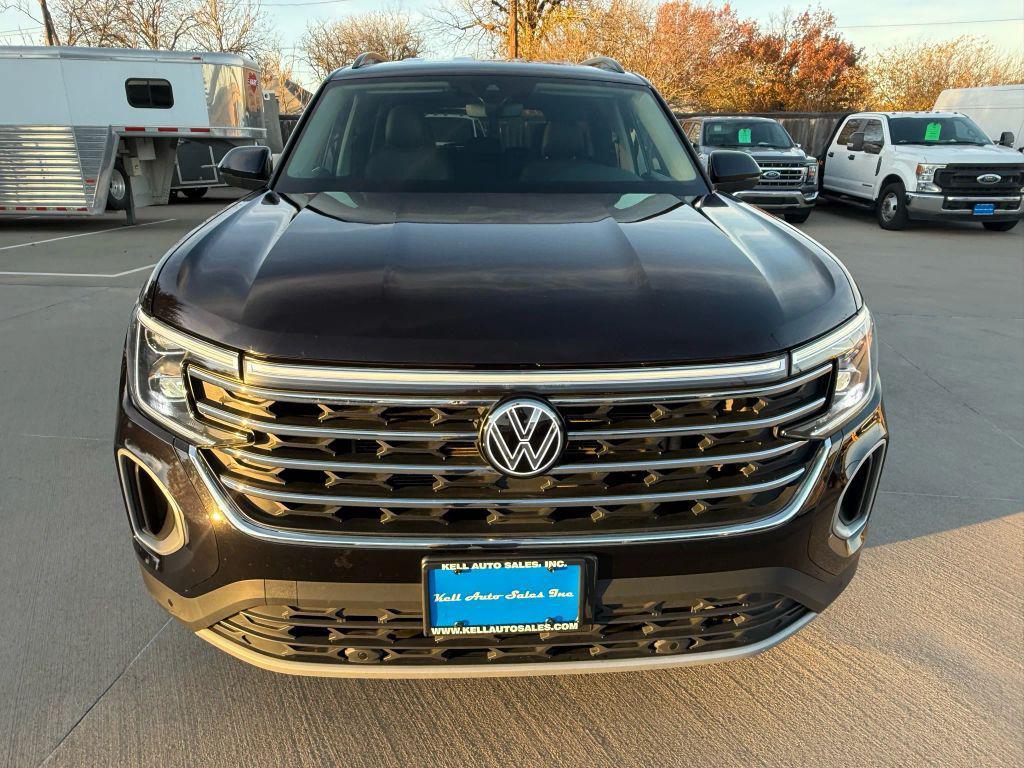 used 2025 Volkswagen Atlas car, priced at $34,988