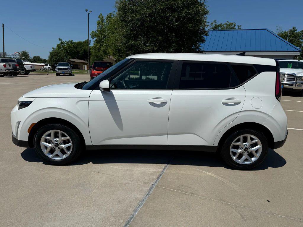 used 2024 Kia Soul car, priced at $17,988