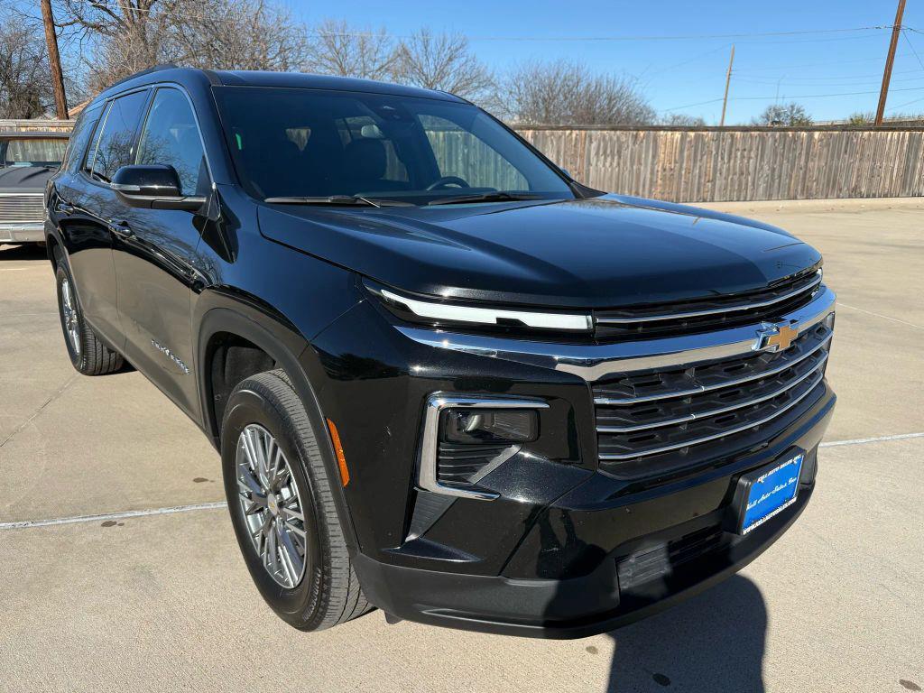 used 2025 Chevrolet Traverse car, priced at $37,388