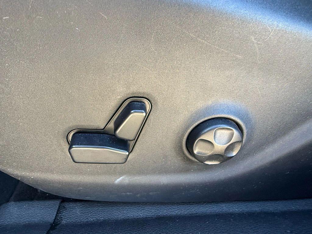 used 2021 Jeep Cherokee car, priced at $14,488